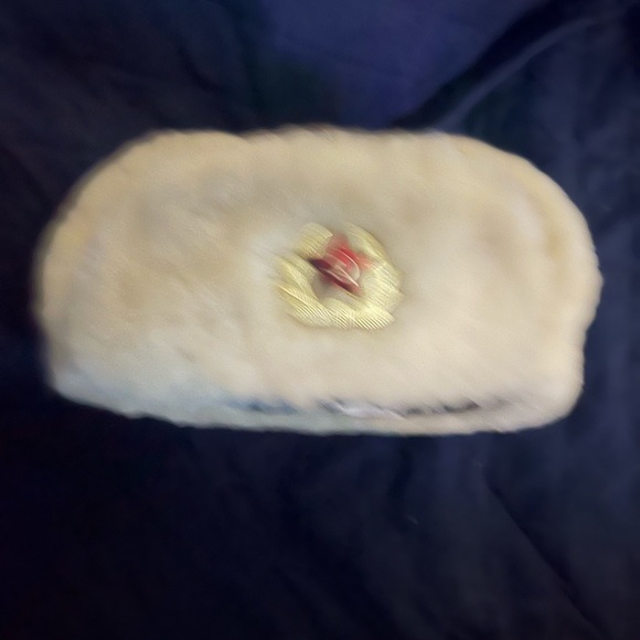 Ushanka Size 59 in Russian in US 7 3/8
23 5/8 inches Large Women size - Picture 5 of 7